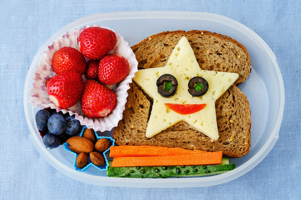 10 Easy and Healthy Kids Snack Ideas