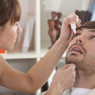 Dry Eyes: Causes and Natural Treatments