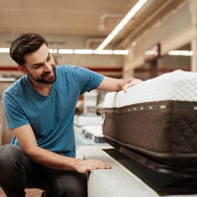 Tips to Shop Mattresses for Lower Back and Hip Pain